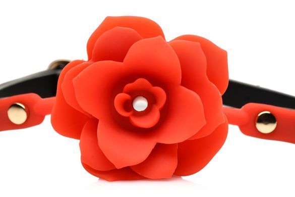 Силіконовий кляп з трояндою Master Series: Blossom Silicone Rose Gag &ndash; Red SO8801 фото